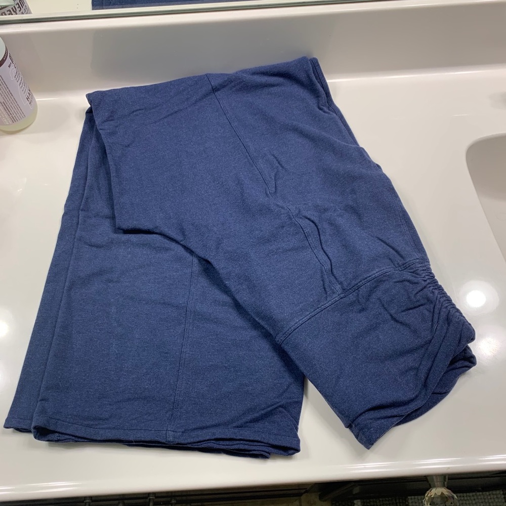 Lululemon “Take it Easy” Pant size 8